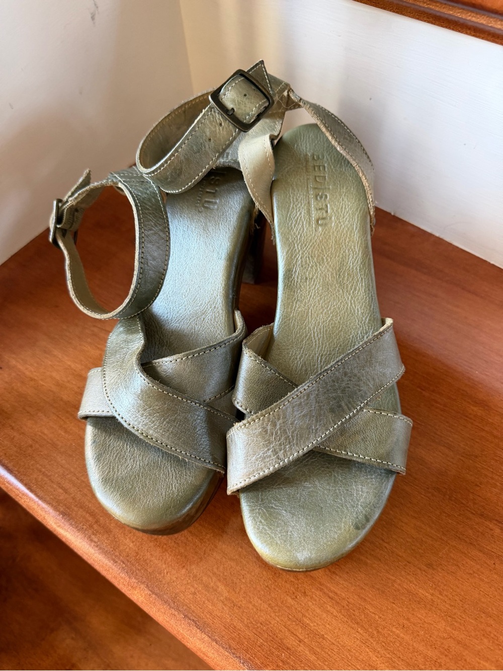 🌿 Bed|Stü "Kalah" platform Green Leather Sandals – Size 9 – NWO box 🌿